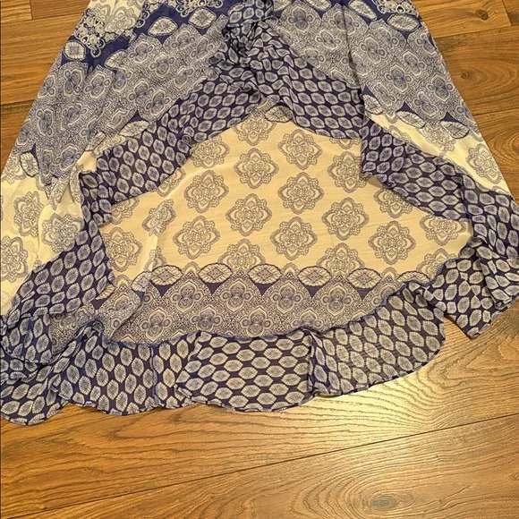 Misa Los Angeles High/Low Bohemian Maxi Dress with Blue and Cream Patterns - Picture 9 of 13